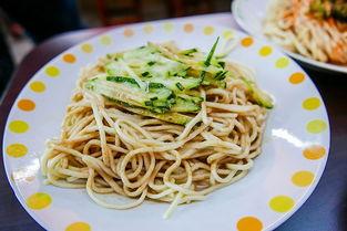 娱乐吃瓜酱酸菜,揭秘娱乐圈的酸甜苦辣